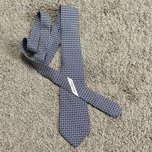 Salvatore Ferragamo Men’s Tie Silk Necktie Gancini Print On Dark Blue